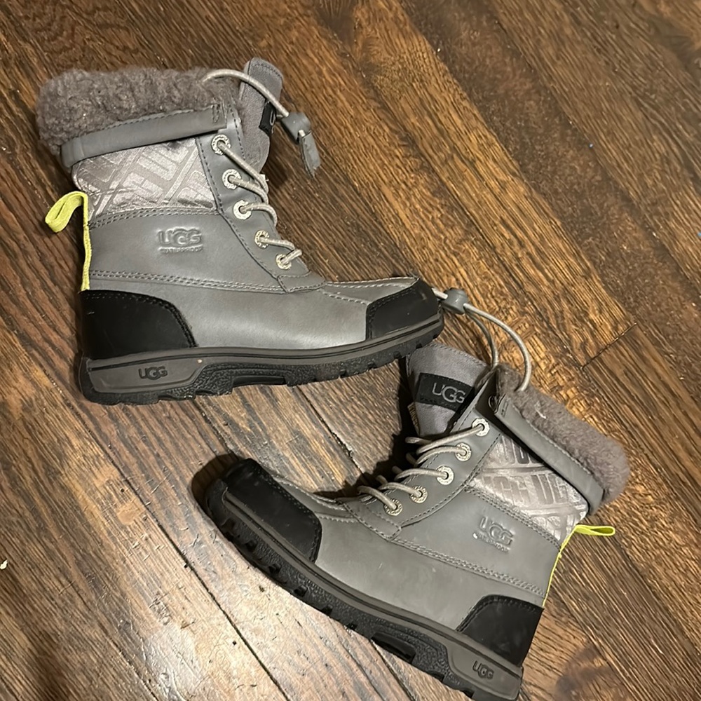 Boys Ugg Snow Boots